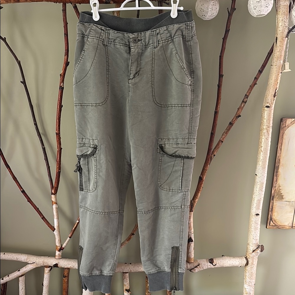 Marrakech women’s Olive Cargo Pants